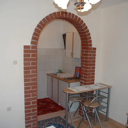 Latinovic Apartment *